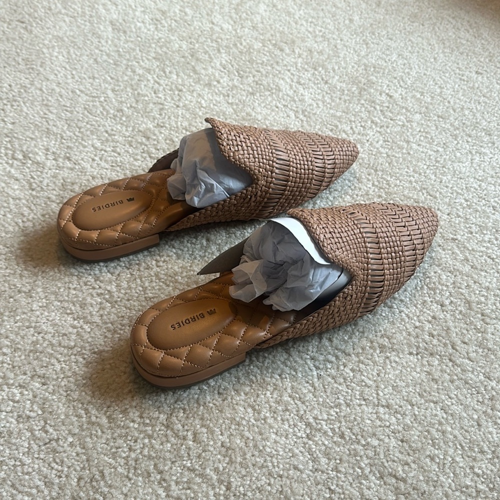 BIRDIES The Dove Mule woven sandal in Toffee